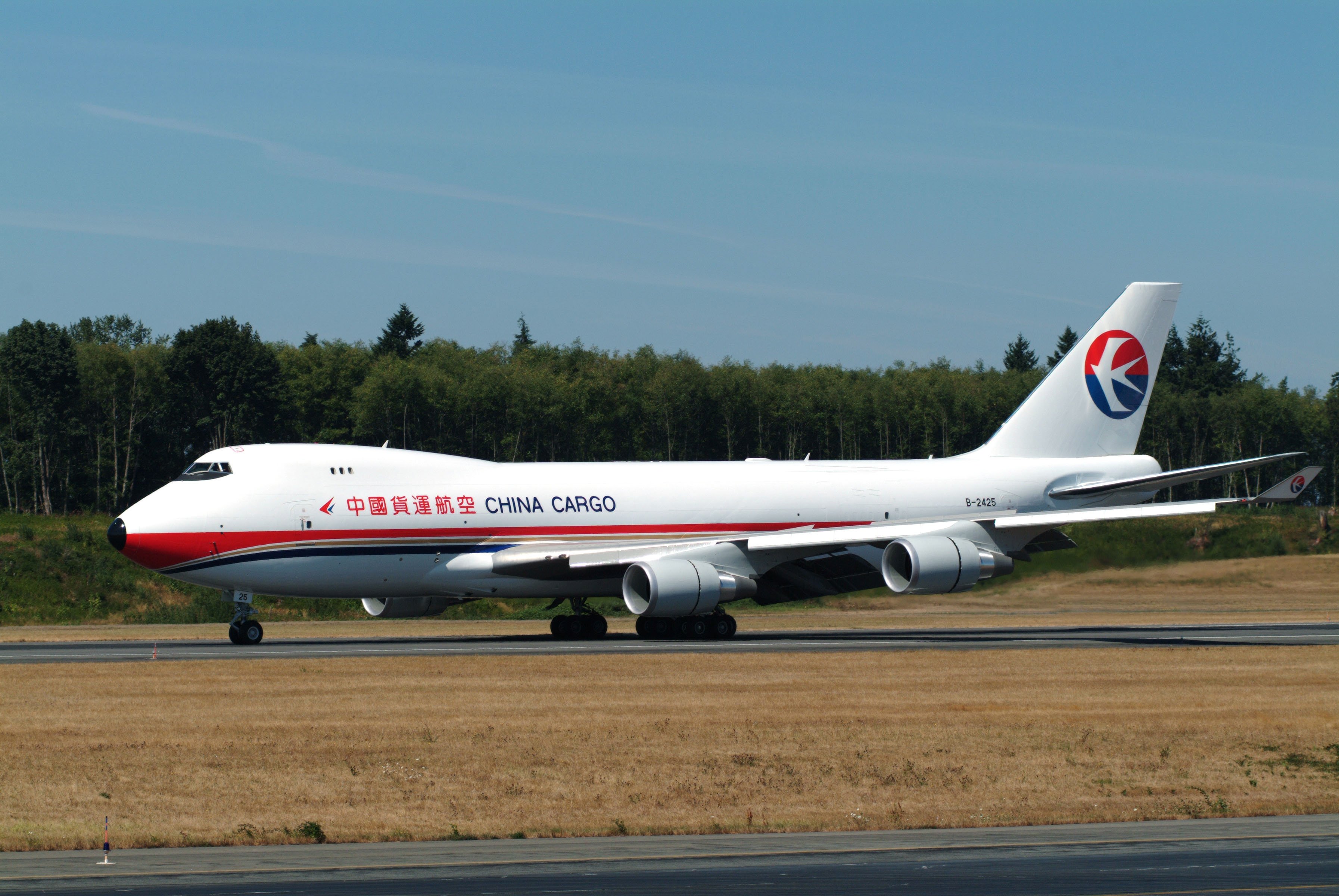 Boeing Delivers China Cargo Airlines its First 747-400ERF.jpg